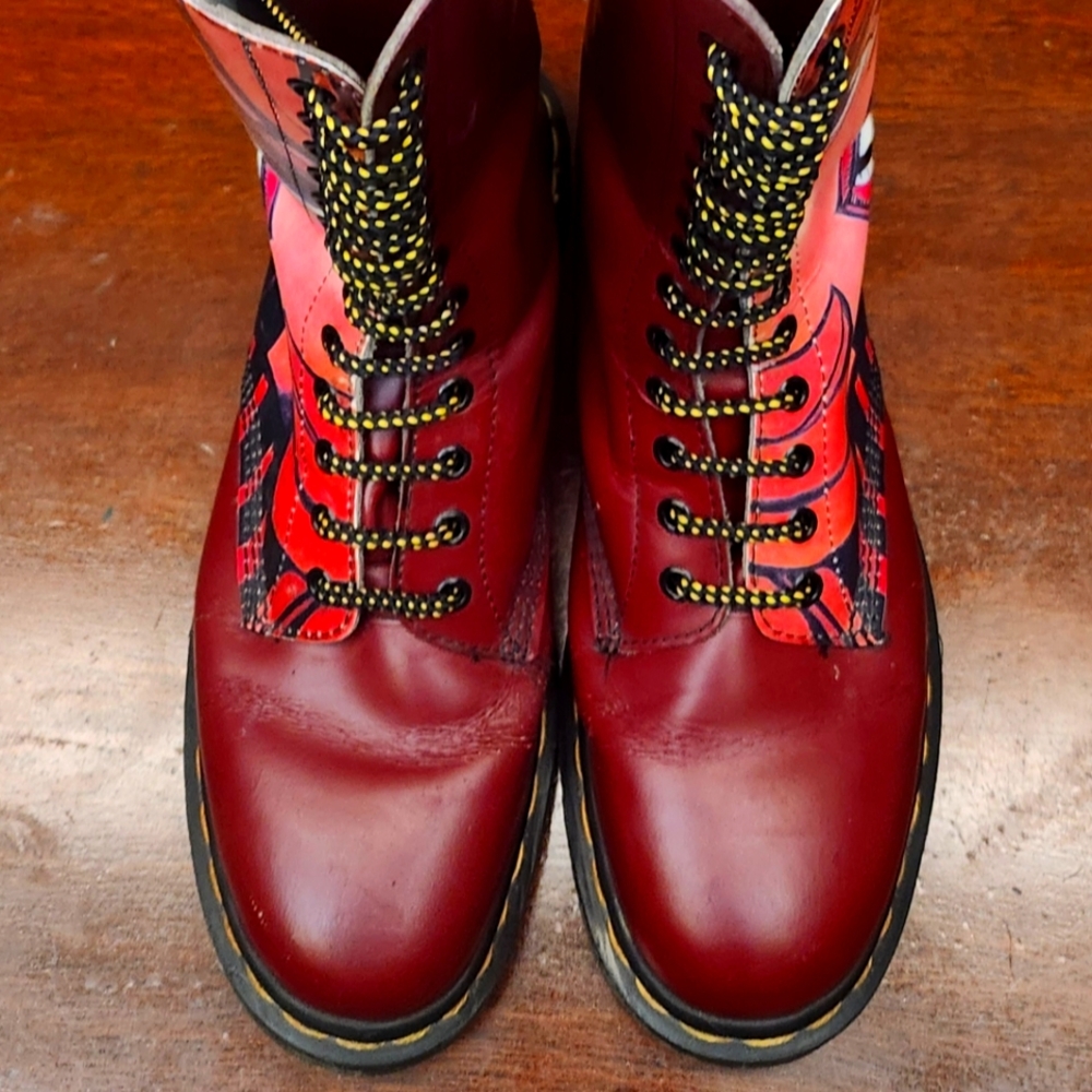 Made in England Doc Marten boots - Picture 10 of 11